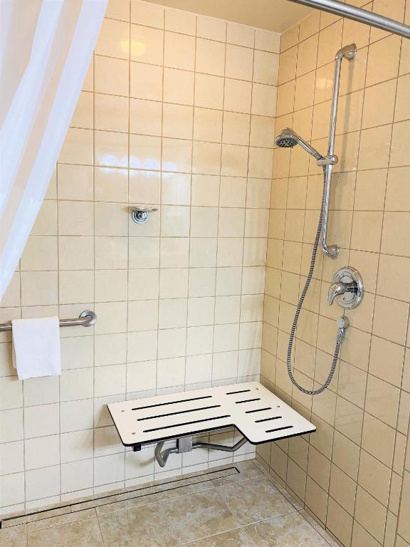 Koupelna v ubytování Quality Inn & Suites Sequim at Olympic National Park