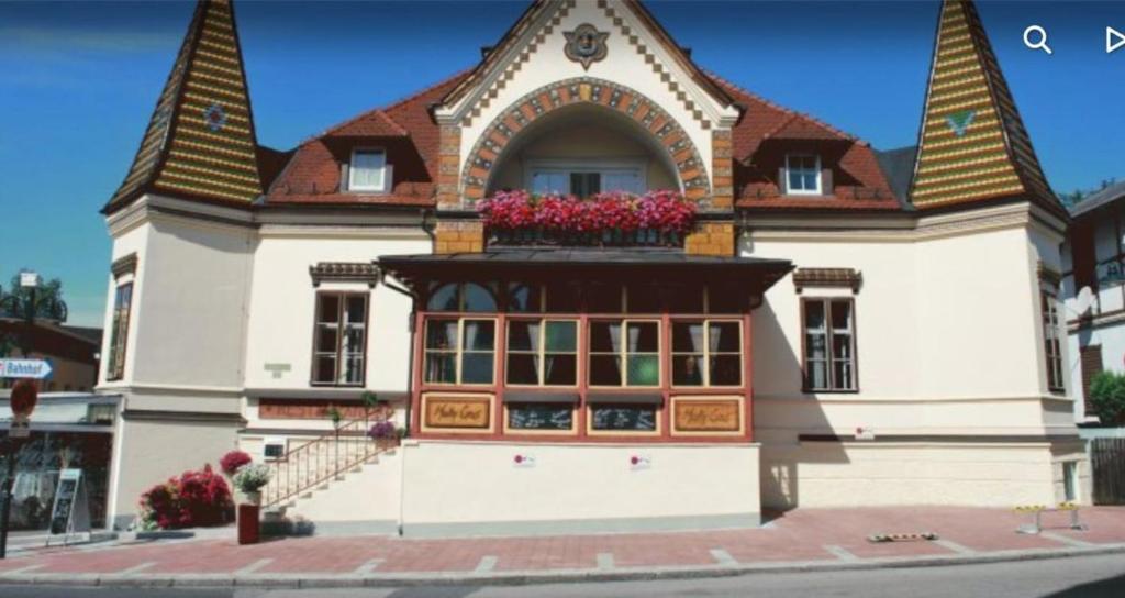 Budova, v ktorej sa apartmán nachádza