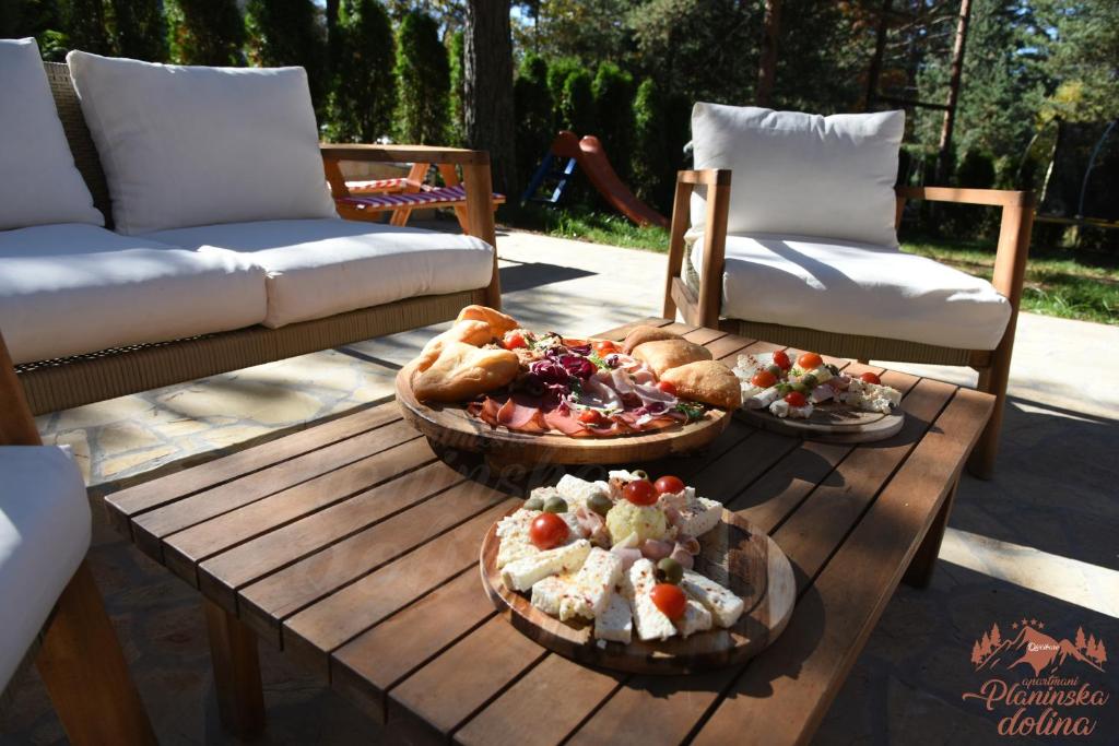 Hrana v oz. blizu apartmaja
