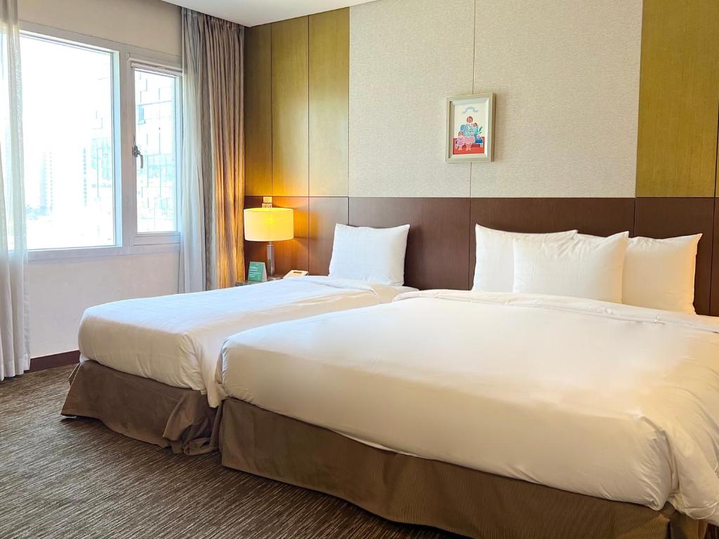 Stanford Hotel Seoul - Familiesuite Met 2 Aparte Bedden