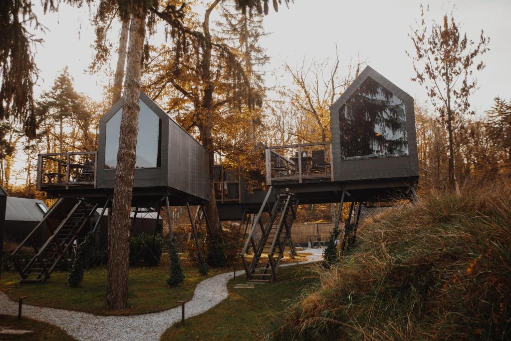 Luxury glamping Chocolate village - Apartment With Balcony