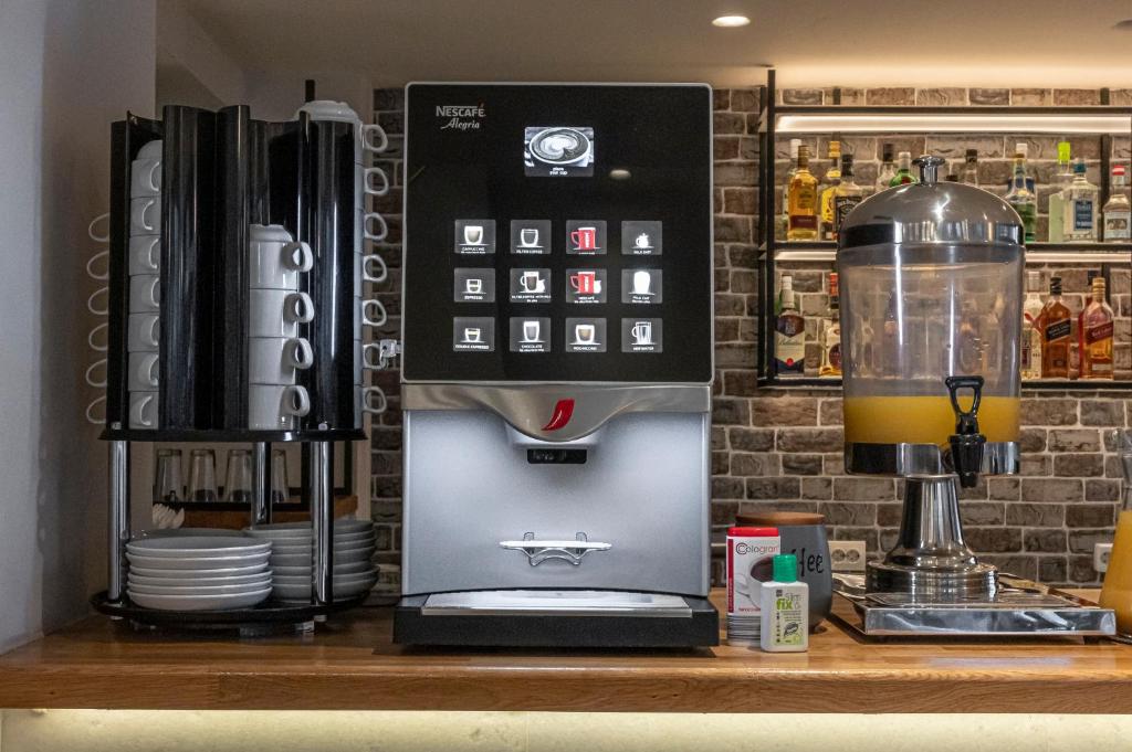 Hotel @Syngrou Fix - Resim 16