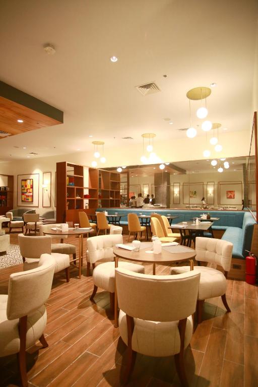 Posezení v ubytování Summit Hotel Naga