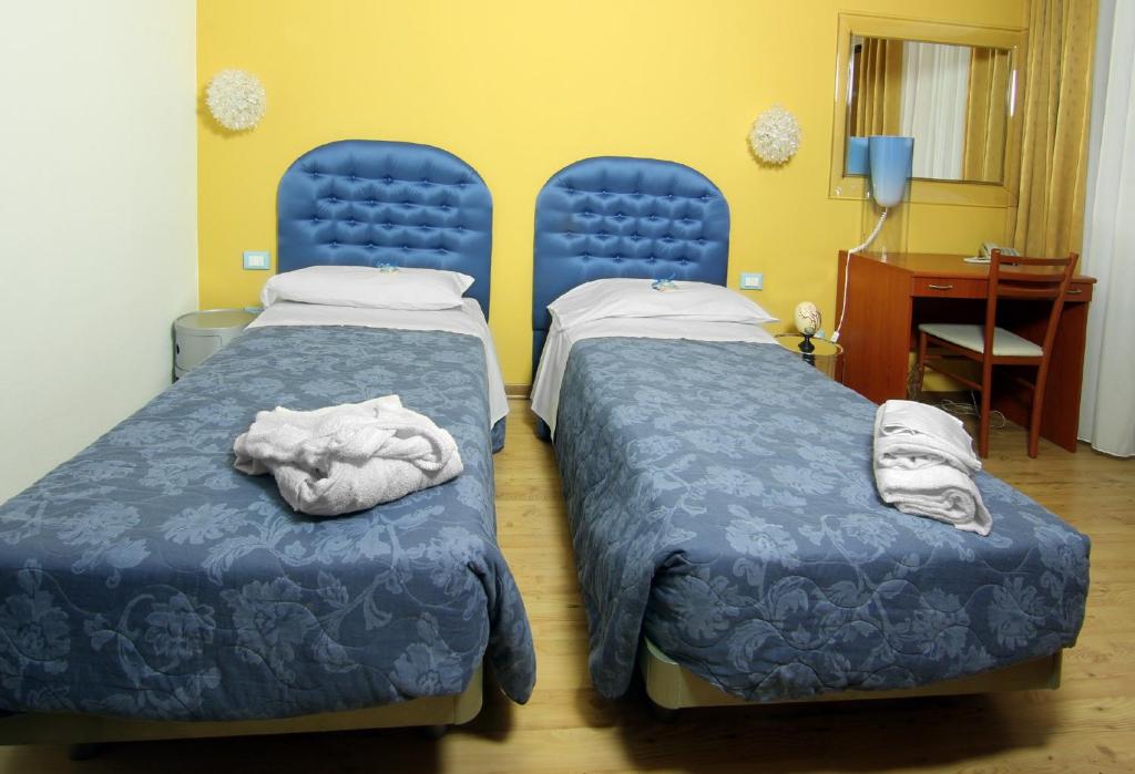 Albergo Al Viale - Resim 8