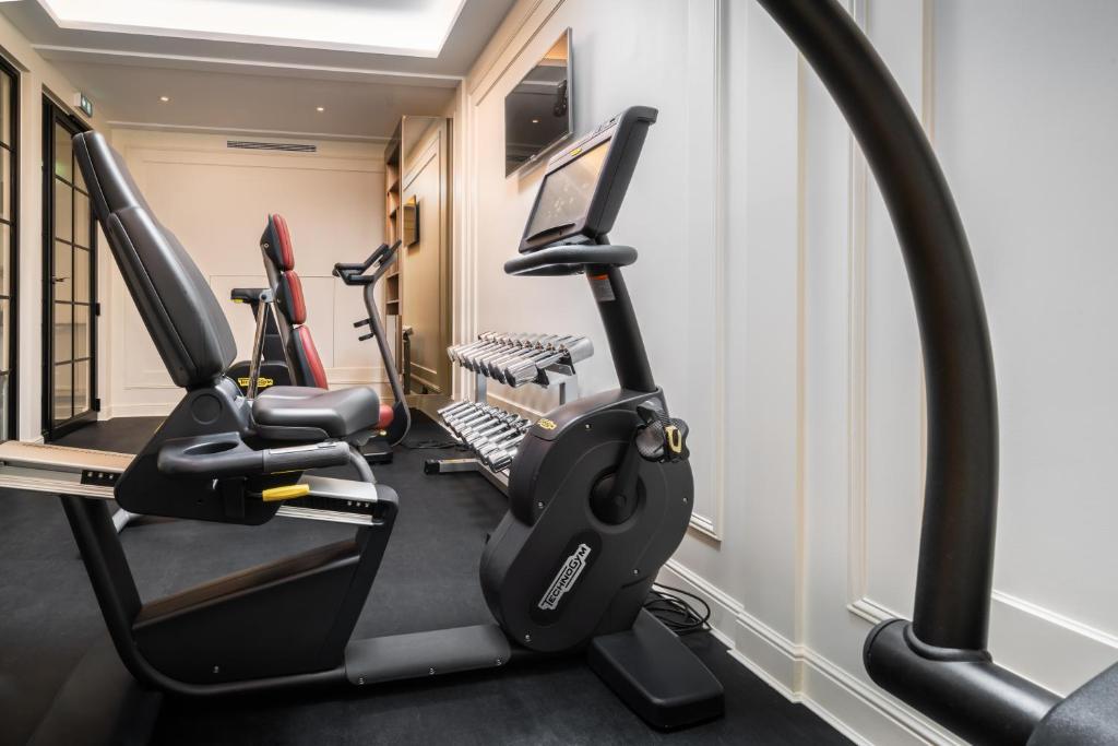 Fitness centrum a/nebo fitness zařízení v ubytování Hôtel Keppler