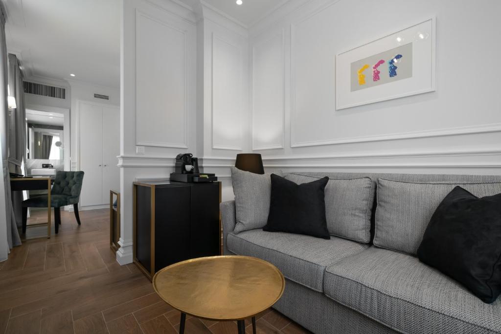 Praxitelous Luxury Suites - Resim 38