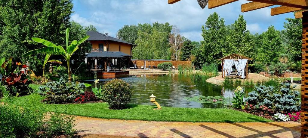 Zahrada ubytování Session Hotel Ráckeve