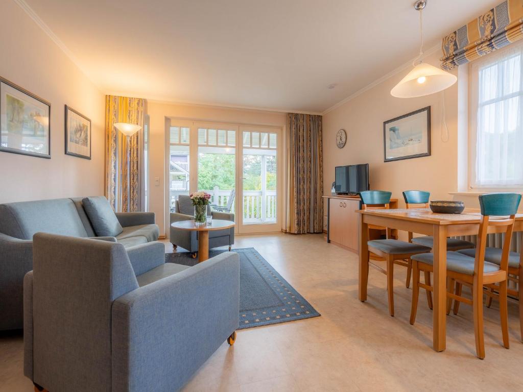 Dünenpark Binz - Komfort Ferienwohnung mit 1 Schlafzimmer und Balkon im Obergeschoss 225 - Housity