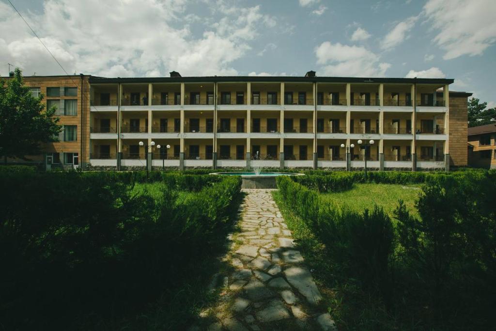 Fotografie z fotogalerie ubytování Sochut Resort Stepanavan v destinaci Gyulagarak