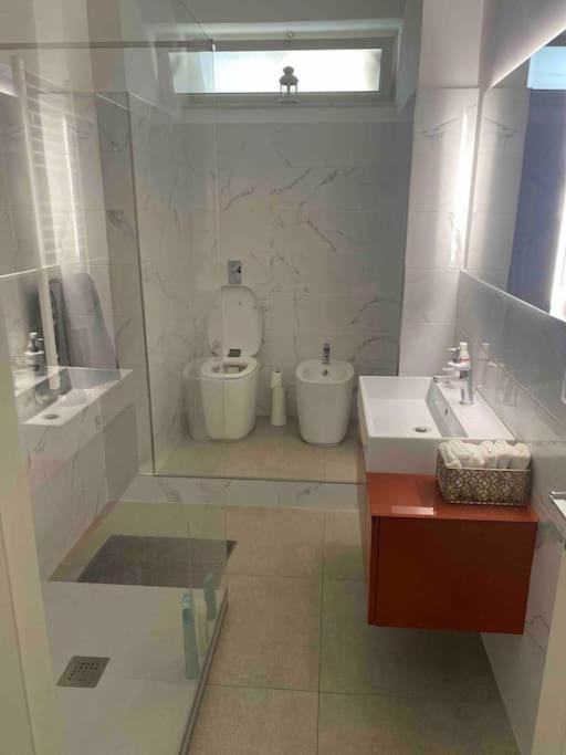 Kúpeľňa v ubytovaní Appartamento di lusso in centro storico Palermo