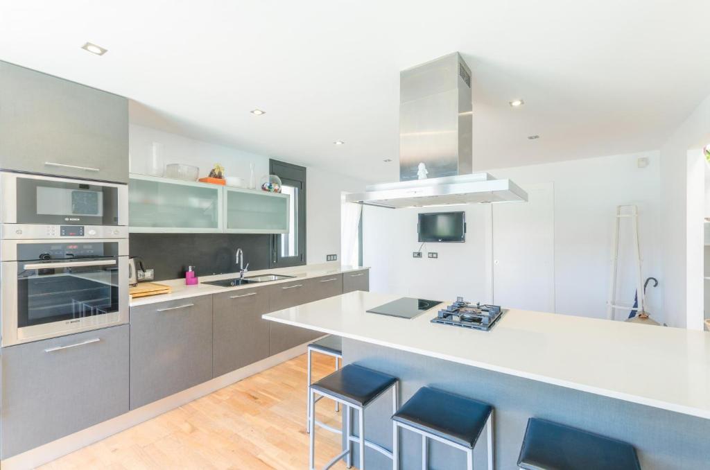 A kitchen or kitchenette at La Primera