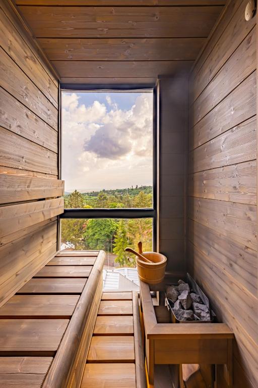 Balkón nebo terasa v ubytování Avar Hotel