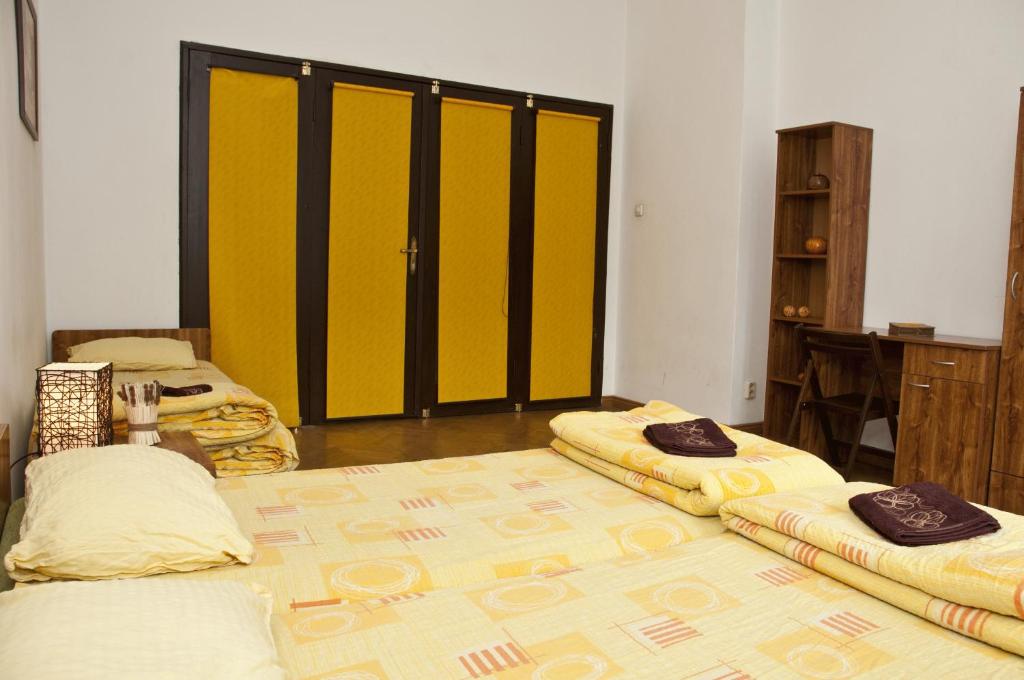 Postel nebo postele na pokoji v ubytování Hostel Mostel Sofia