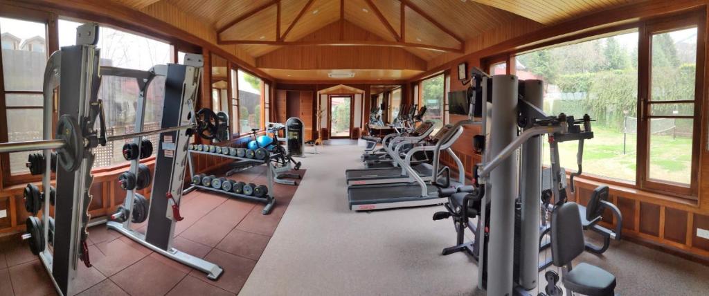 Fitness centrum a/nebo fitness zařízení v ubytování Fortune Resort Heevan, Srinagar - Member ITC Hotels' Group