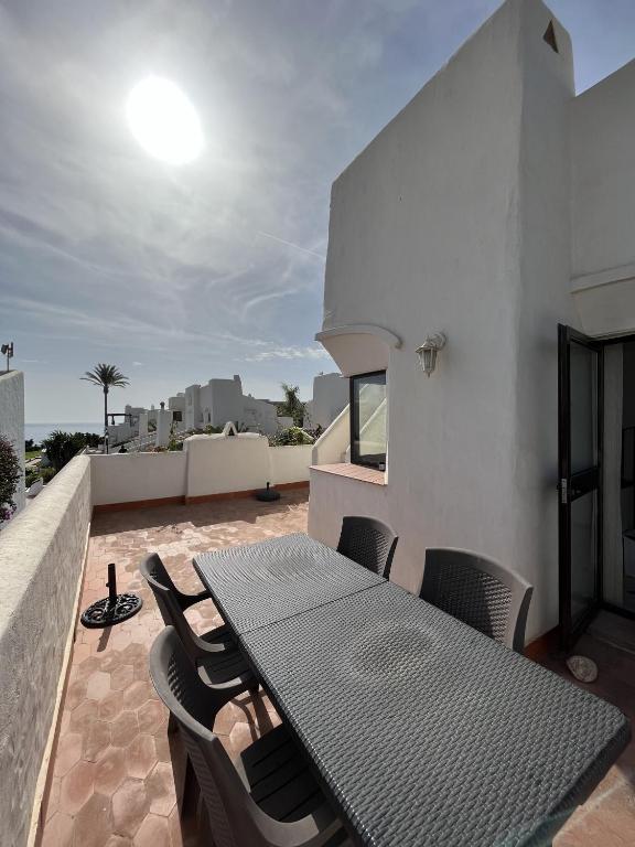 Fotografia z galérie ubytovania Estepona - Playa - 1 dormitorio con terraza solárium y vistas Pa4 v destinácii Estepona