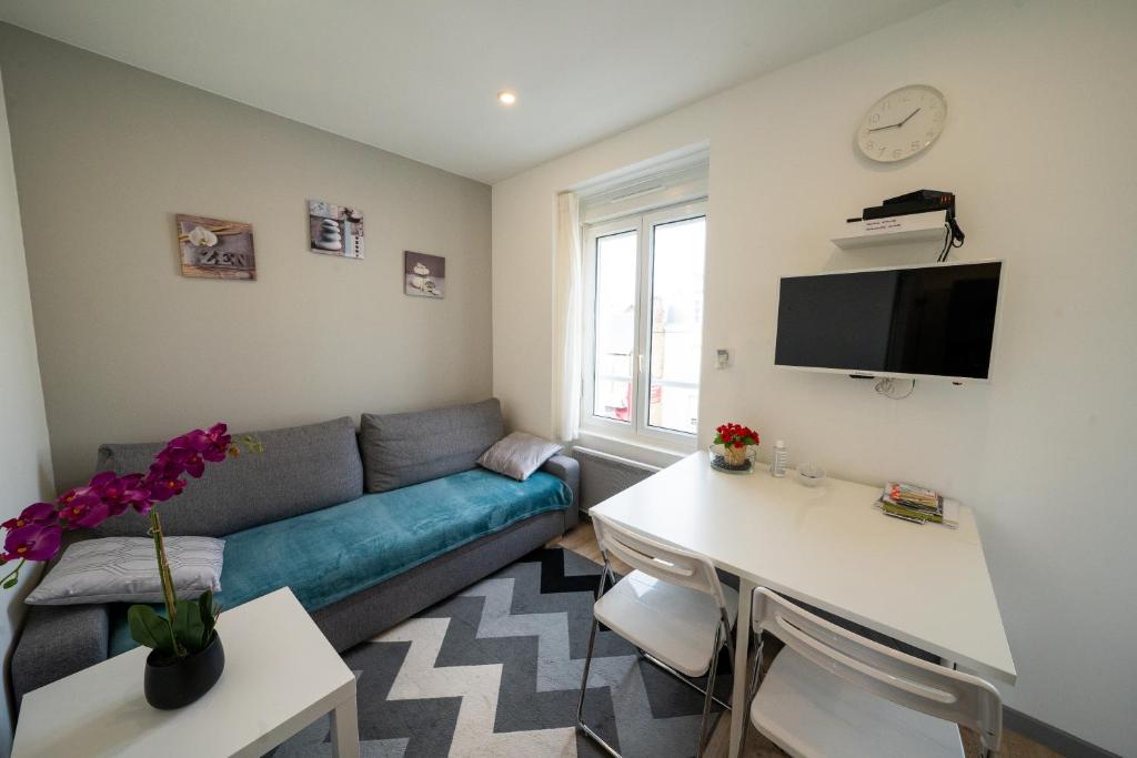 La merveille de Rochebonne 2 - Housity