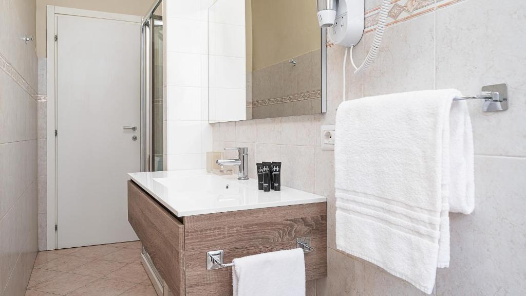 Italianway - Bartolini 9 - Two-Bedroom Apartment