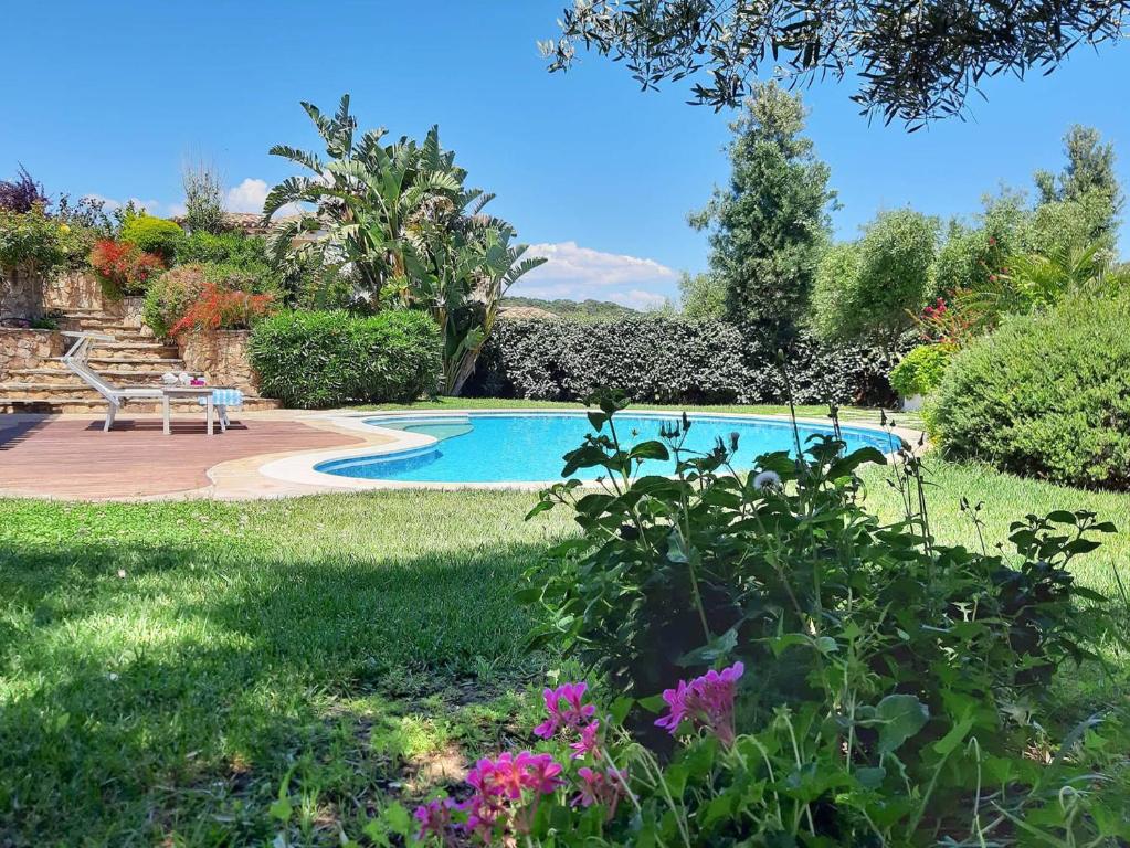 Villa Bougainvillea a Castiadas - Oasi di lusso
