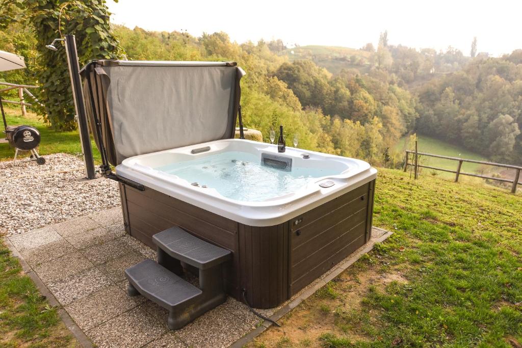 Holiday Home Liberg with Hot tub and Sauna, Brežice – Prezzi aggiornati per  il 2023