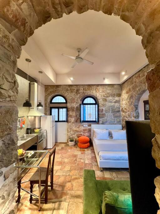 Best location, jerusalem stone apartment, Jerusalem (updated prices 2024)