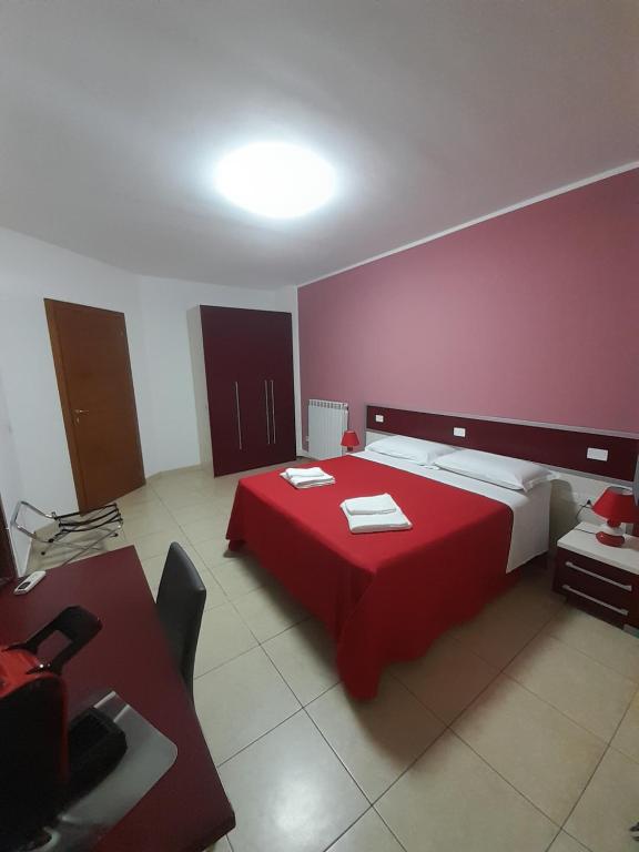 jolly casa 2 - Double Room With Private Bathroom