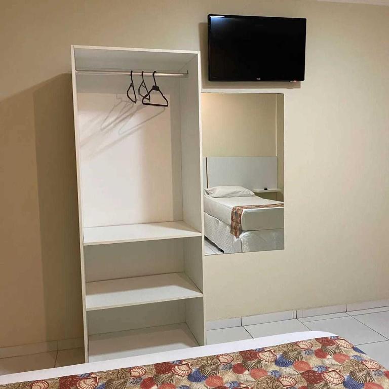 TV a/nebo společenská místnost v ubytování Hotel Monte Rei