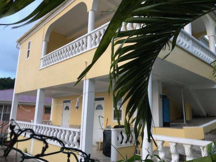 Balkón nebo terasa v ubytování Air Conditioned House With Ocean And Garden View