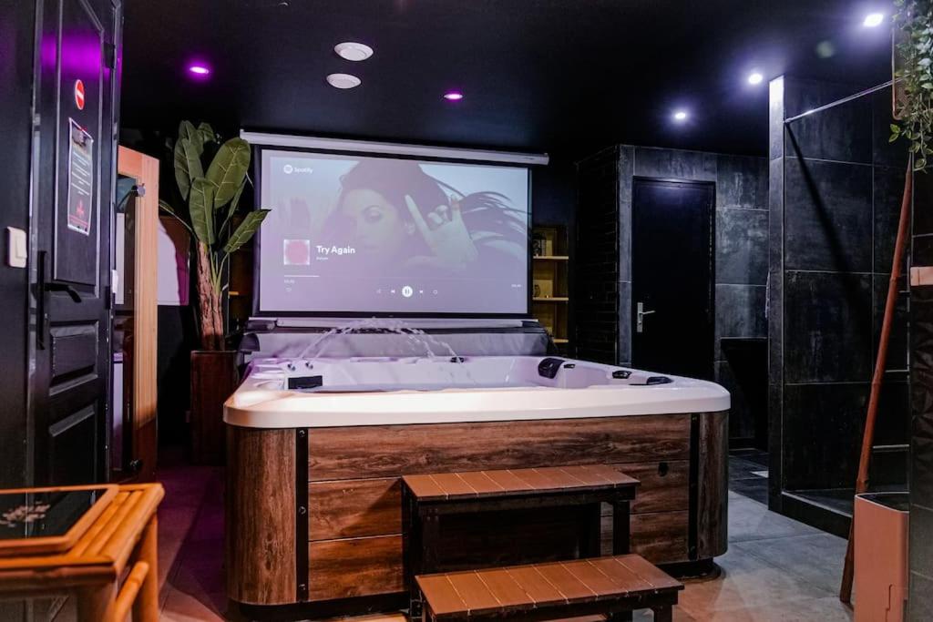 Fotografia z galérie ubytovania Appartement Spa Privatif Sauna #home&spa# v destinácii Dunkerque
