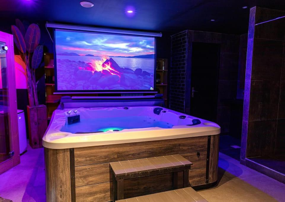 Fotografia z galérie ubytovania Appartement Spa Privatif Sauna #home&spa# v destinácii Dunkerque