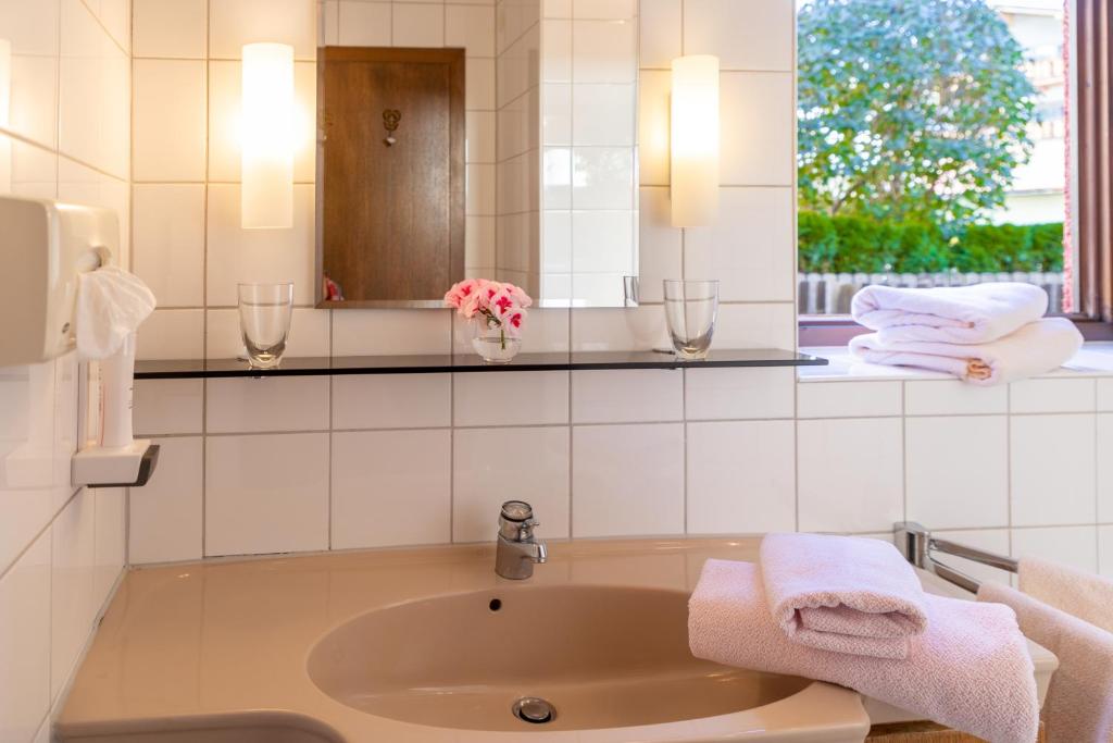 Koupelna v ubytování Gästehaus Johanna Self-Check-In