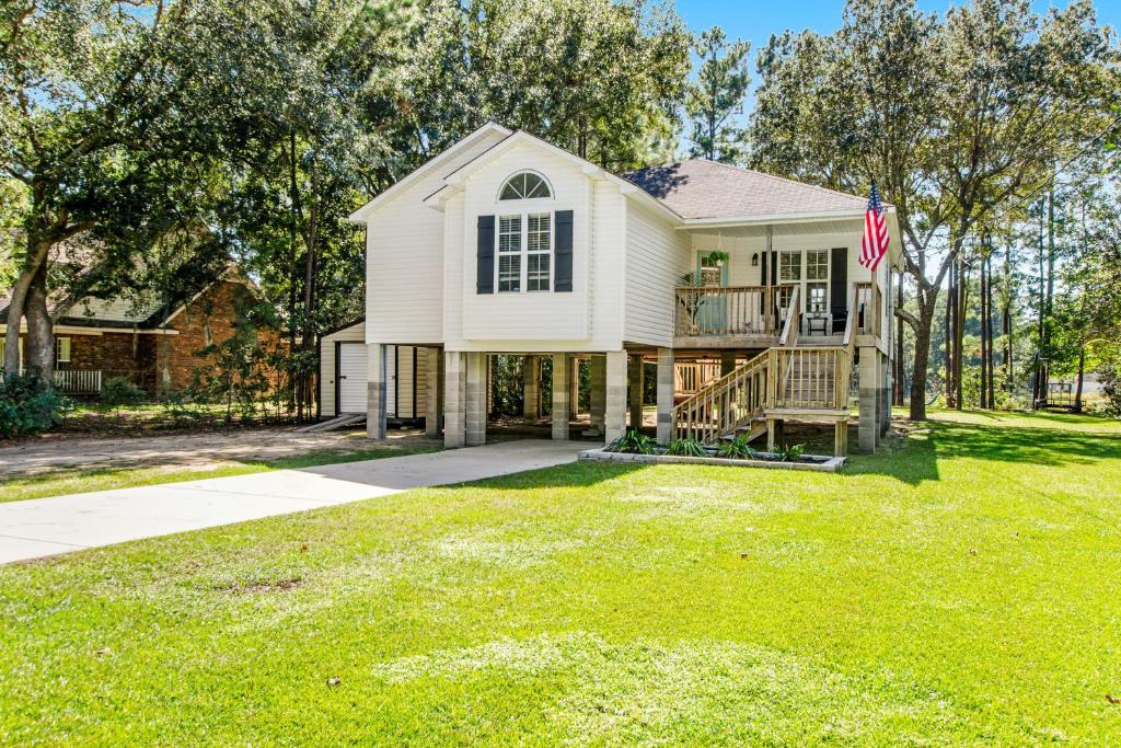 Lake It To The Limit - Housity