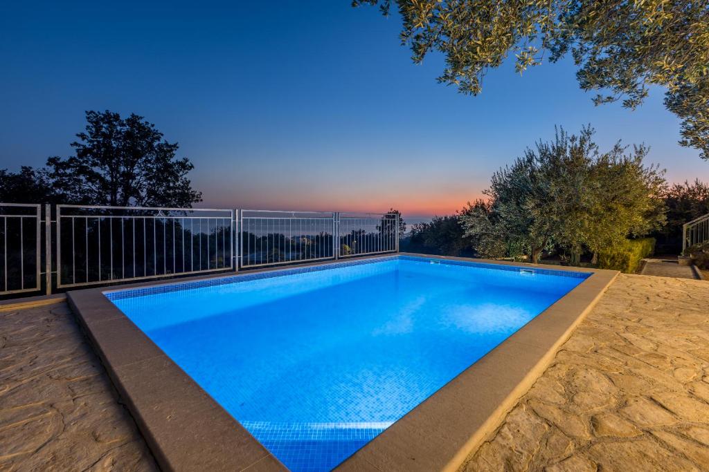 Villa Olive Gardens