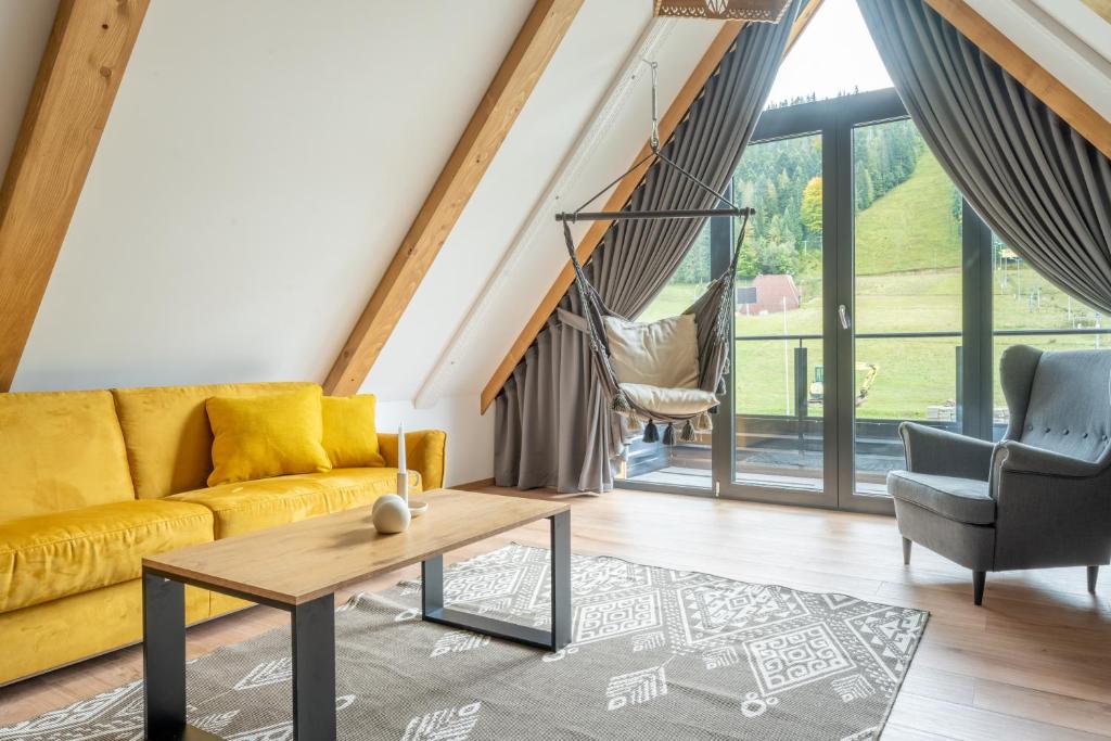 Posedenie v ubytovaní STACJA NOSAL Apartamenty