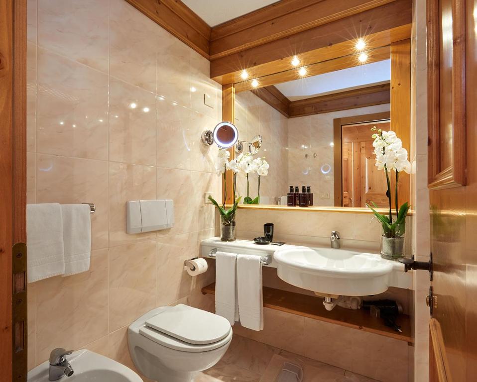 Koupelna v ubytování Hotel Miramonti