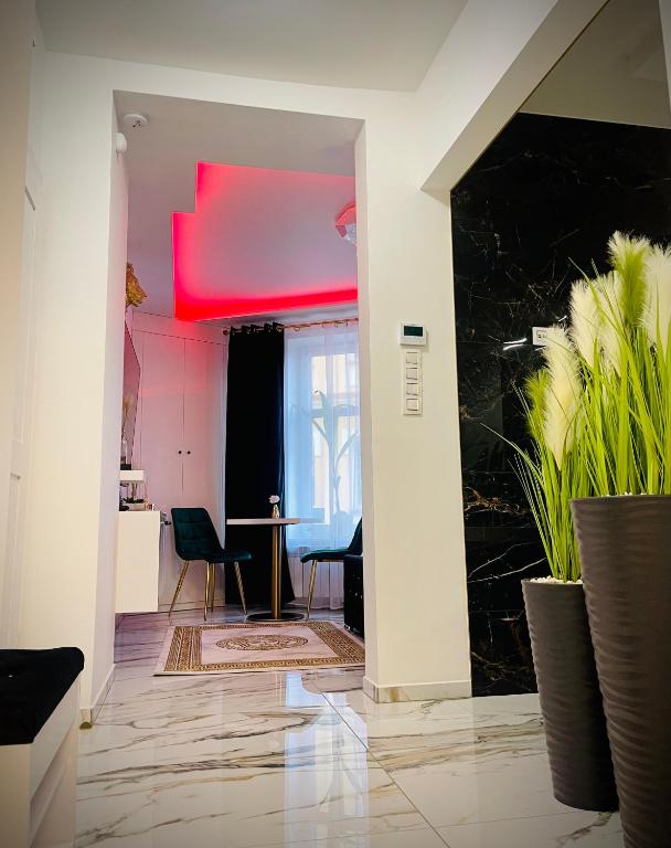 Fotografia z galérie ubytovania Apartament z jacuzzi - Centrum Szczytna Mazury v destinácii Szczytno
