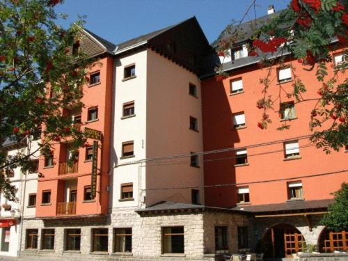 Budova, kde se hotel nachází