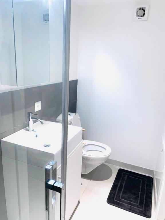 The Hidden Studio; Comfy & close to the Lake - Resim 3