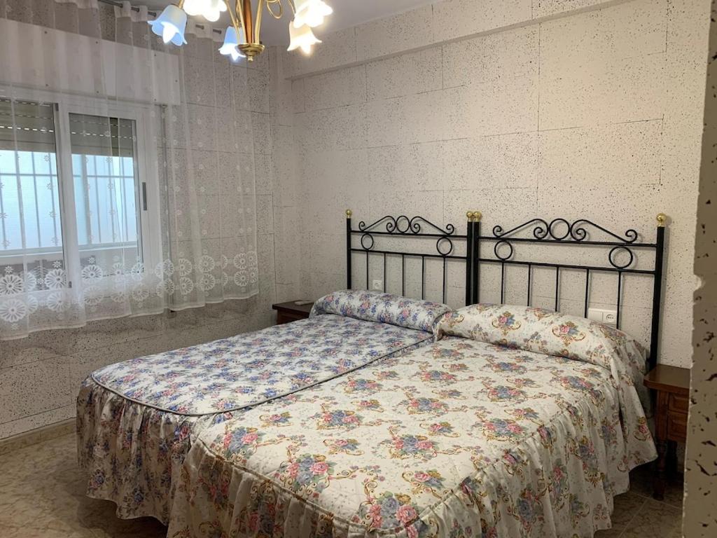 Posteľ alebo postele v izbe v ubytovaní TRUJILLO CUÉNTAME -Apartamento bien equipado, de fácil aparcamiento y acceso-Ideal punto de partida de sus rutas