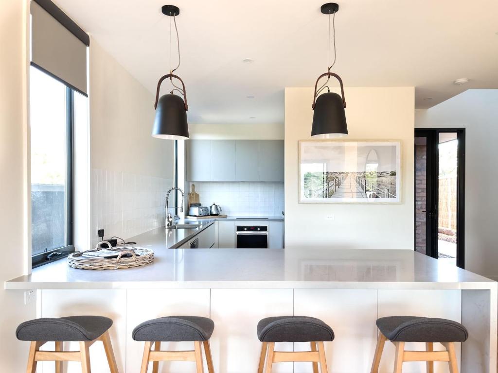 Kuchyň nebo kuchyňský kout v ubytování Broadbeach Inverloch