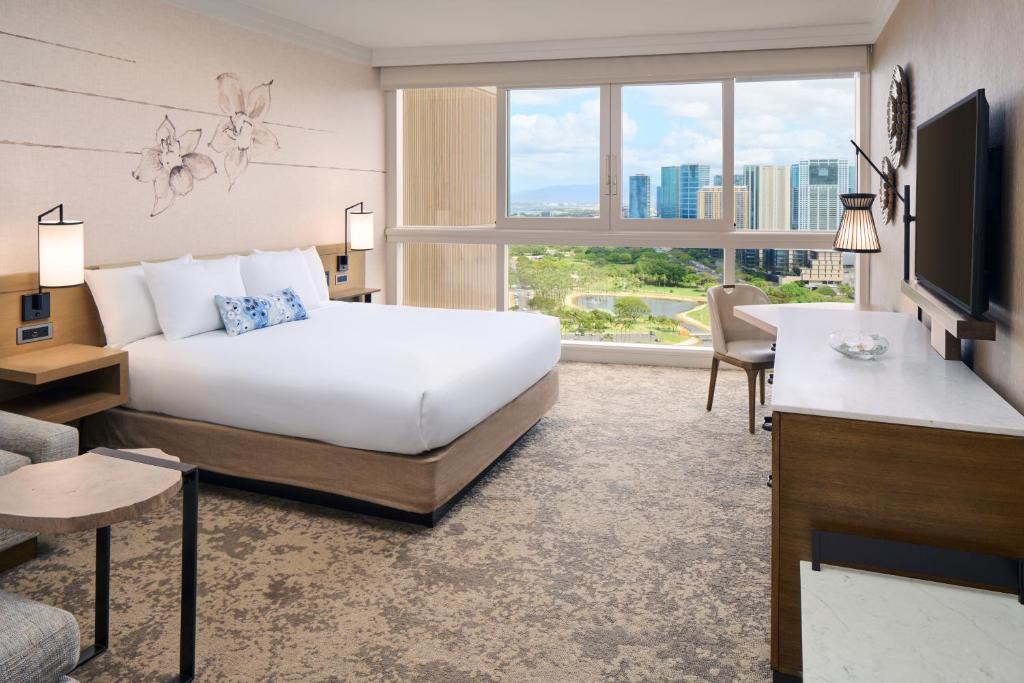 Prince Waikiki - Ocean View Room - King