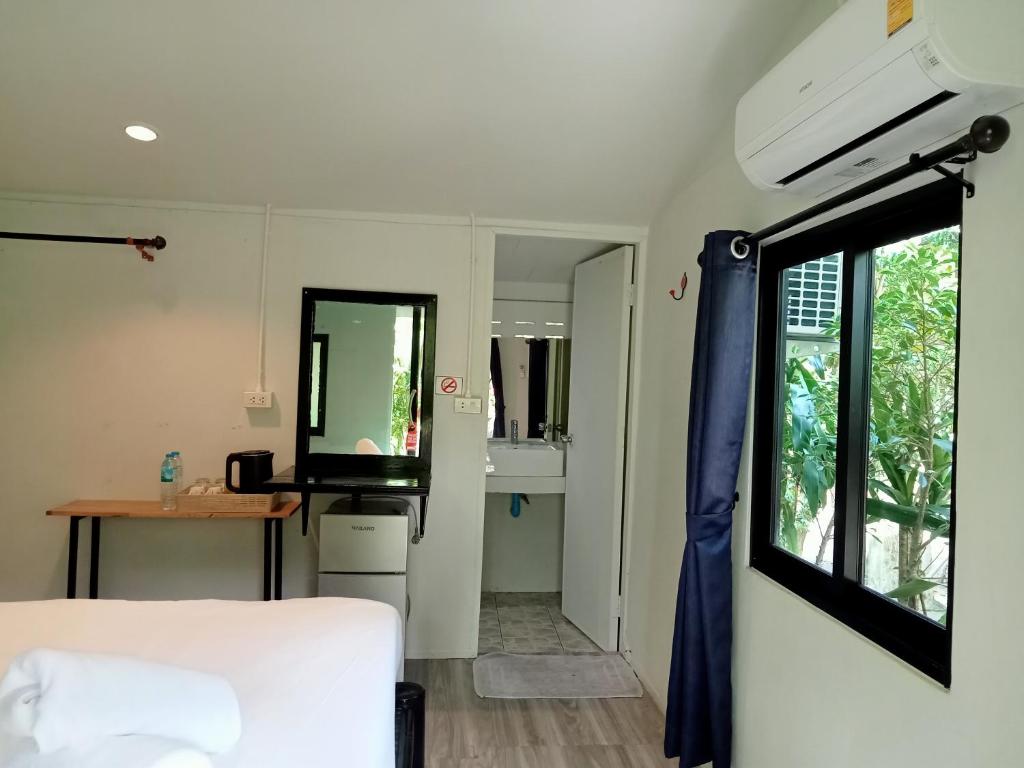 Namthip Homebeach - 11