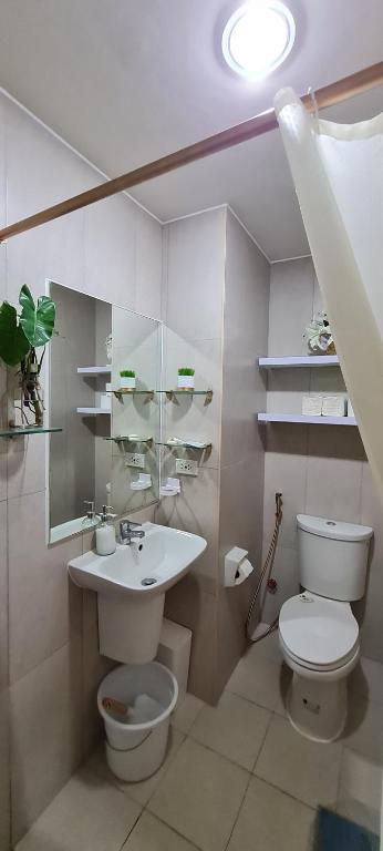 Inspiria Condo Units beside Abreeza Mall Davao - Estudio Con Balcón