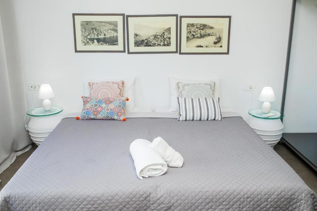 Niriides Hotel Apartments - 1