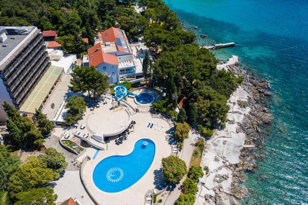 Tamaris - Hotel Resort Dražica Tamaris - Hotel Resort Dražica