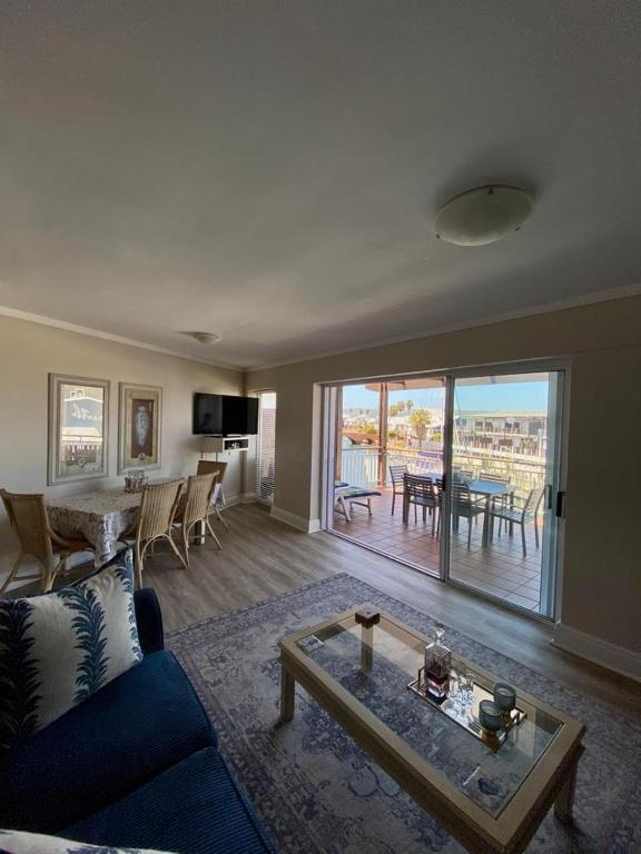 18 Quay West, Waterfront - Image 5