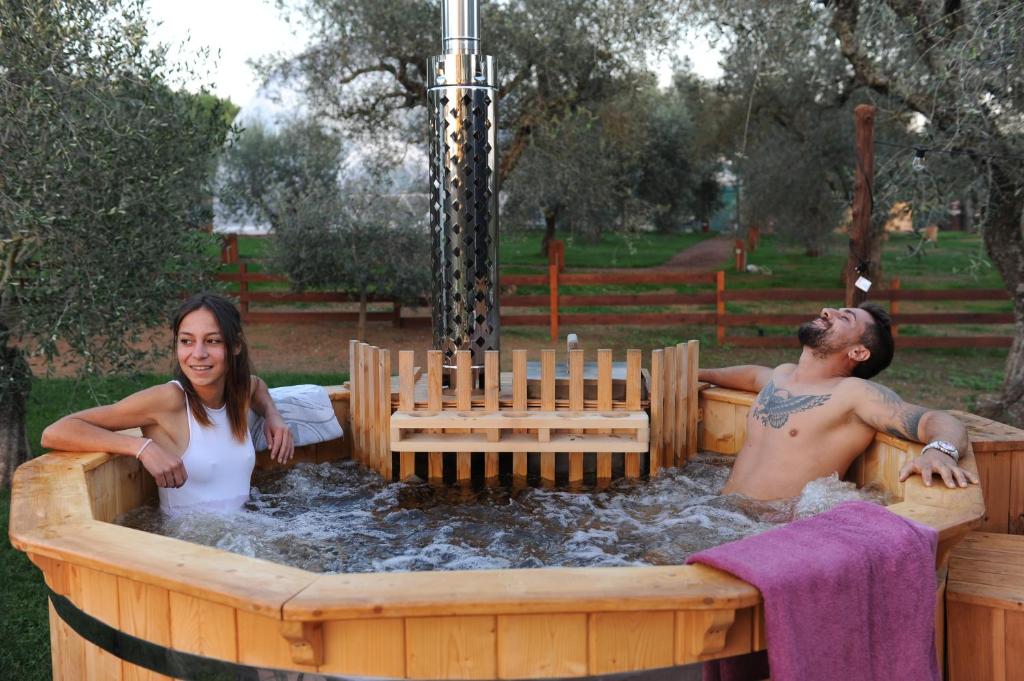 Majutusasutuse Melograno Bubble Glamping külastajad