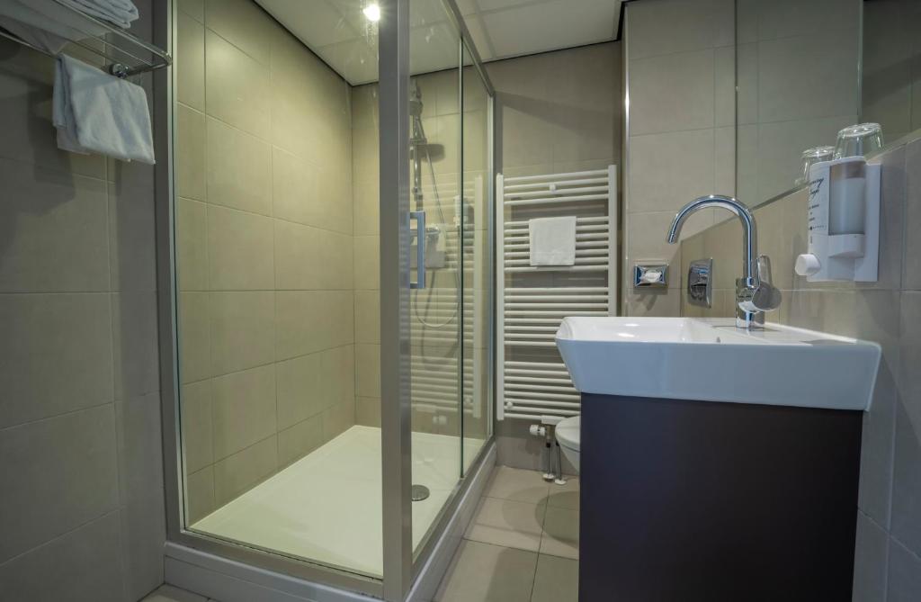 Koupelna v ubytování Fletcher Zuiderduin Beachhotel
