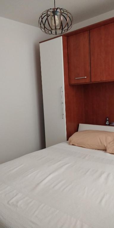 Zdjęcie z galerii obiektu Cosy apartment close to nature park Kamenjak w mieście Premantura