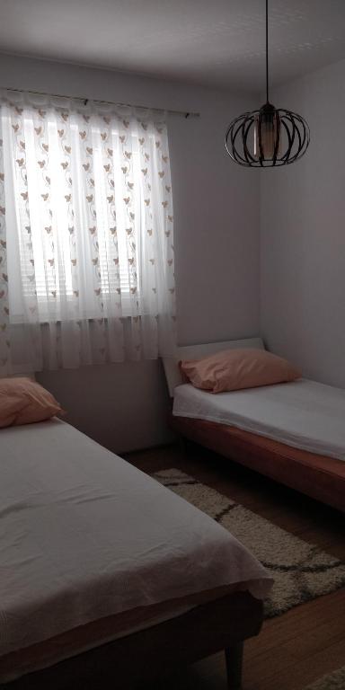 Zdjęcie z galerii obiektu Cosy apartment close to nature park Kamenjak w mieście Premantura