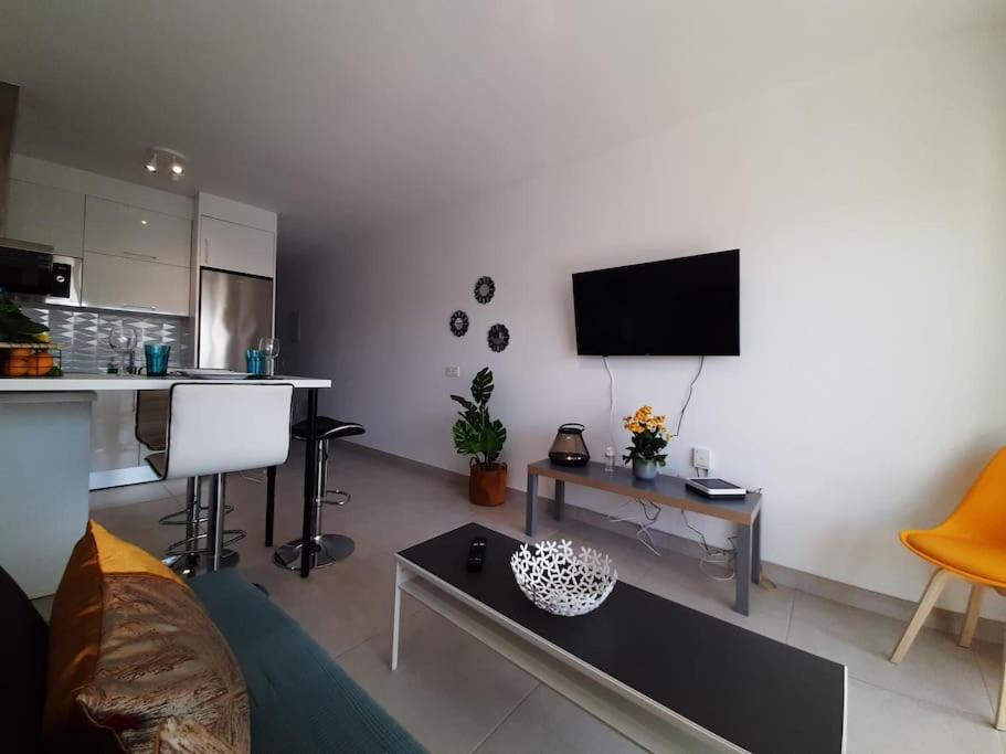 Kuchyňa alebo kuchynka v ubytovaní Casa Amor Costa Teguise